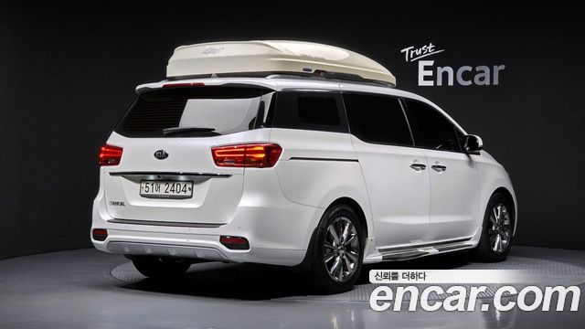 Kia Carnival New 9-Seater Noblesse Special - фото 1
