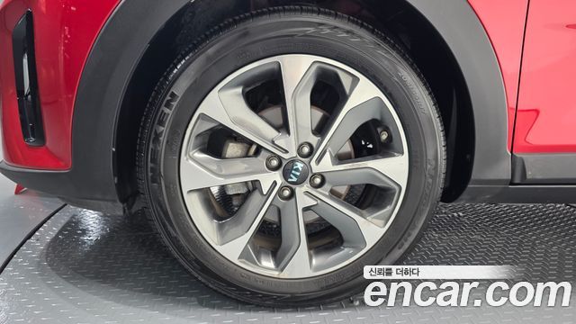 Kia Stonic 1.4 Prestige - фото 3