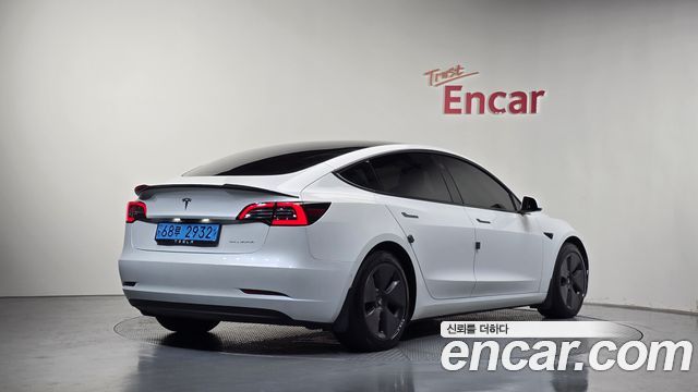 Tesla Model 3 Long Range AWD - фото 0