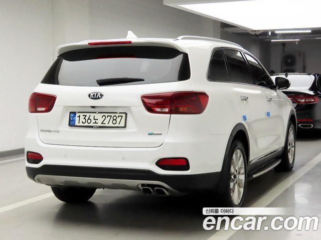 Kia Sorento New Diesel 2.0 2WD Noblesse - фото 3