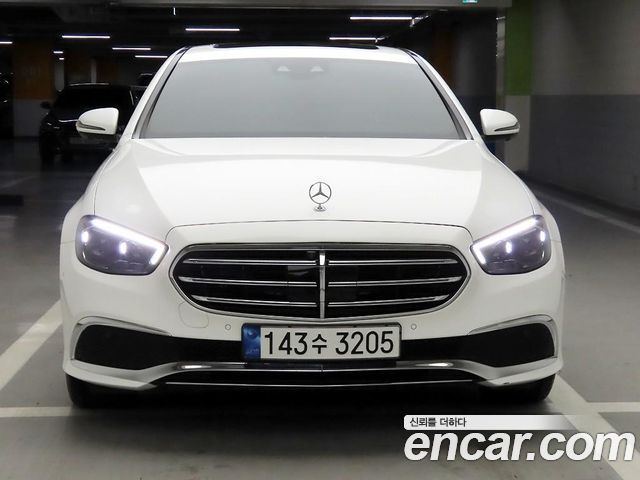 Mercedes-Benz E-Class W213 E250 Exclusive - фото 0