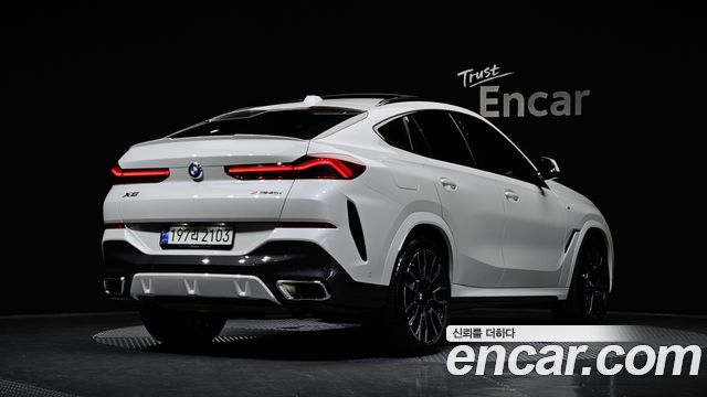 BMW X6 G06 xDrive40i M Sport - фото 0