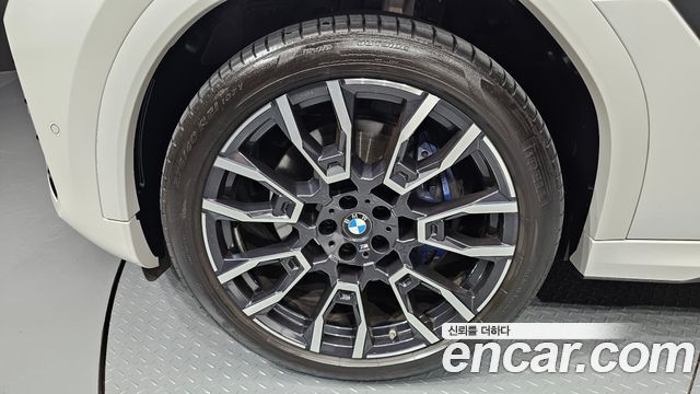 BMW X6 G06 xDrive40i M Sport - фото 3
