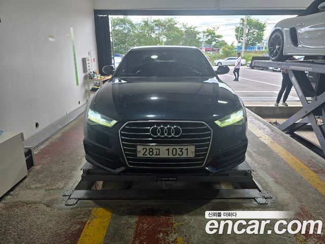 Audi A6 35 TDI Premium C7 - фото 0