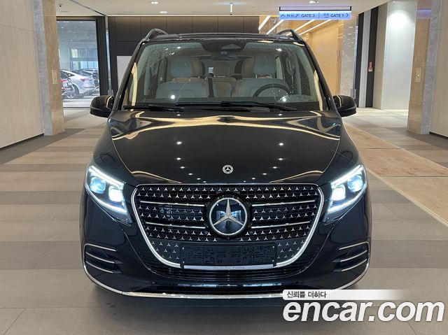 Mercedes-Benz V-Class V300 CDI W447 - фото 2