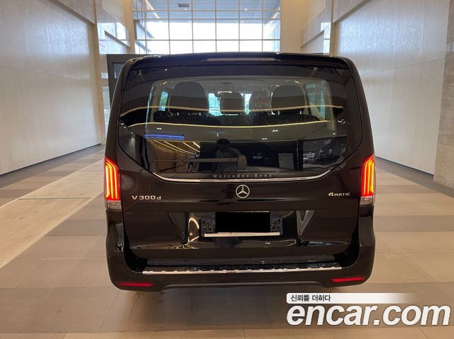 Mercedes-Benz V-Class V300 CDI W447 - фото 3