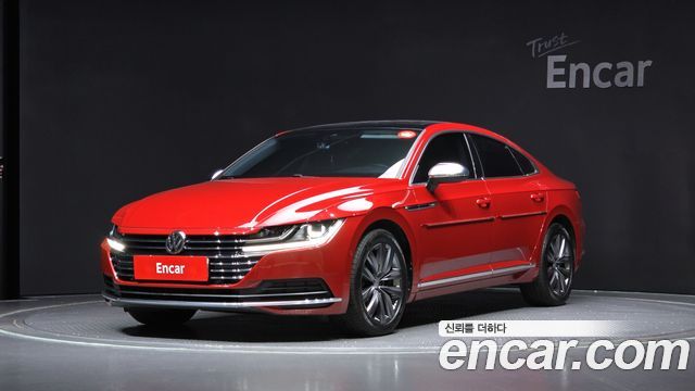 Volkswagen Arteon 2.0 TDI Premium - фото 0
