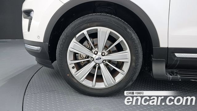 Ford Explorer 2.3 Limited 4WD 5th - фото 4