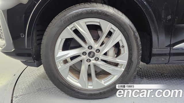 Audi Q7 45 TDI Quattro Premium - фото 4