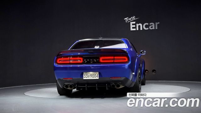 Dodge Challenger 6.4 - фото 3