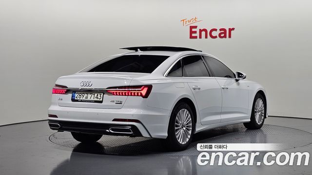 Audi A6 C8 45 TFSI Quattro Premium - фото 1
