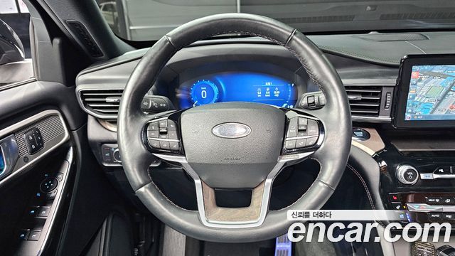 Ford Explorer 6-го поколения 3.0 Platinum 4WD - фото 4