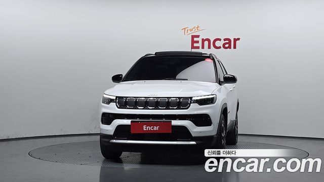 Jeep Compass 2-го поколения 2.4 Limitied AWD - фото 2