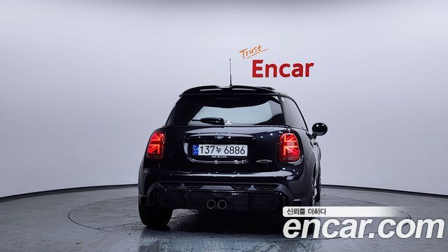 Mini Cooper S JCW Pat Moss Edition 3rd - фото 3