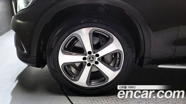 Mercedes-Benz GLC-Class X253 GLC300 4MATIC - фото 4