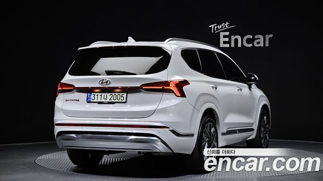 Hyundai Santafe New Diesel 2.2 2WD Calligraphy - фото 1