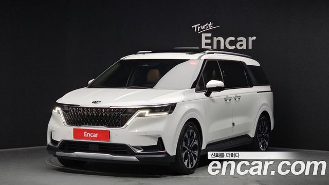 Kia Carnival 4-го поколения 7-Seater Signature - фото 0