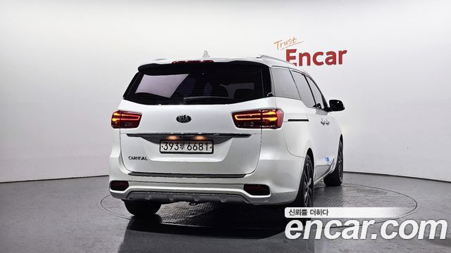 Kia Carnival New 9-Seater Noblesse Special - фото 3
