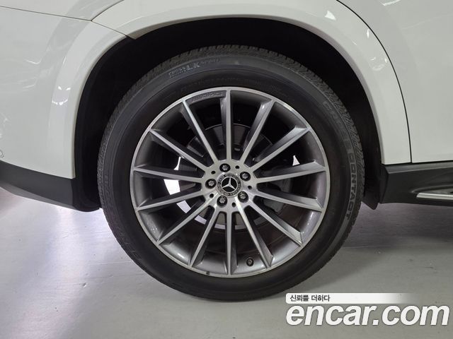 Mercedes-Benz GLE-Class W167 GLE400d 4MATIC Coupe - фото 4