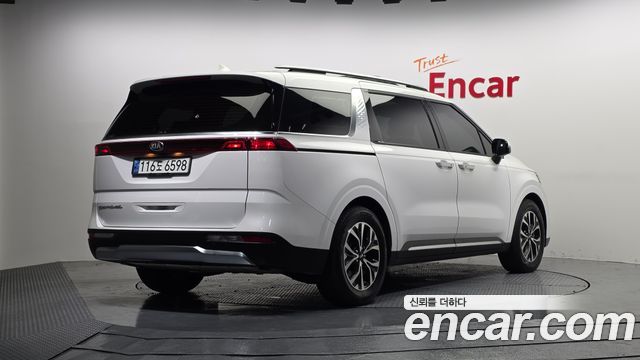 Kia Carnival 4-го поколения 9-Seater Noblesse - фото 1