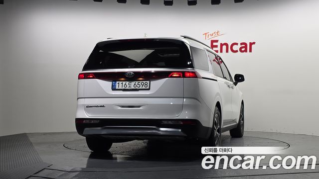 Kia Carnival 4-го поколения 9-Seater Noblesse - фото 3