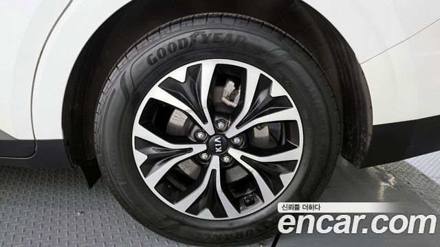Kia Carnival 4-го поколения 9-Seater Noblesse - фото 4