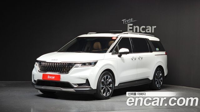 Kia Carnival 4-го поколения 7-Seater Noblesse - фото 0