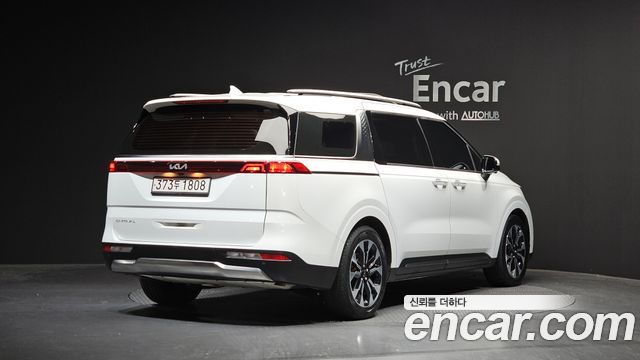 Kia Carnival 4-го поколения 7-Seater Noblesse - фото 1
