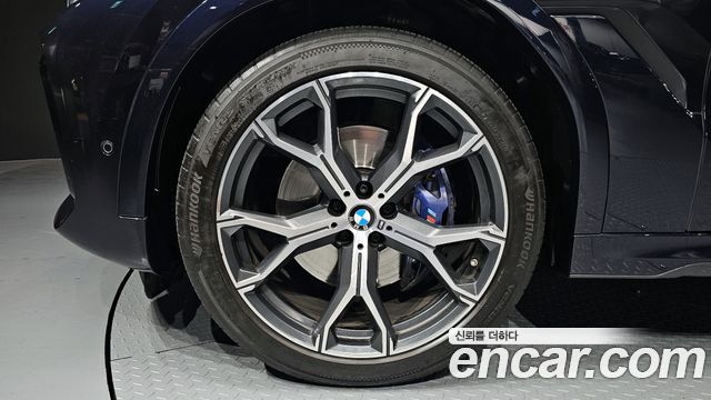 BMW X6 G06 xDrive40i M Sport - фото 4