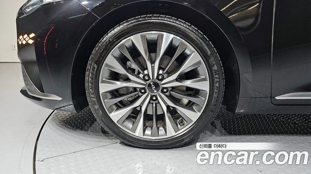 Kia K8 2.5 Gasoline 2WD Signature - фото 4