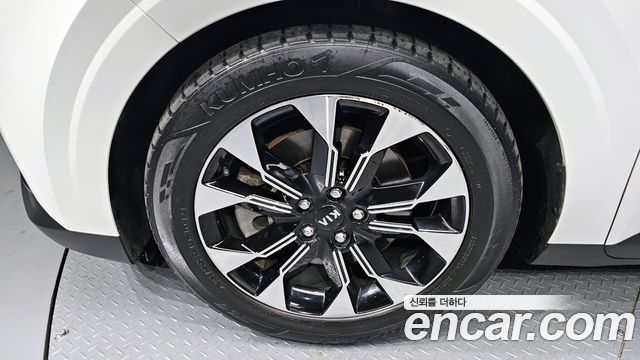 Kia Carnival 4-го поколения 9-Seater Signature - фото 4