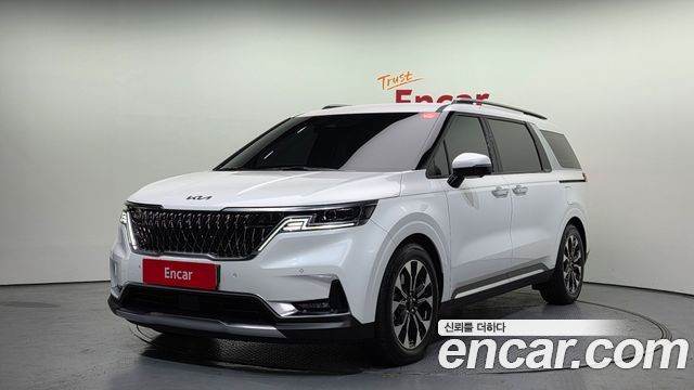 Kia Carnival 4-го поколения 7-Seater Signature - фото 0