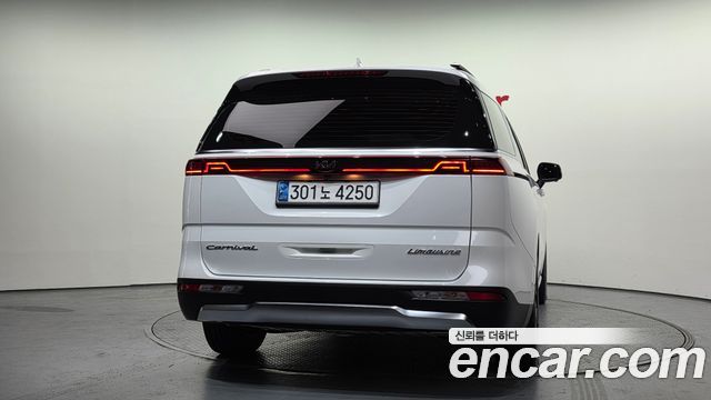 Kia Carnival 4-го поколения 7-Seater Signature - фото 3