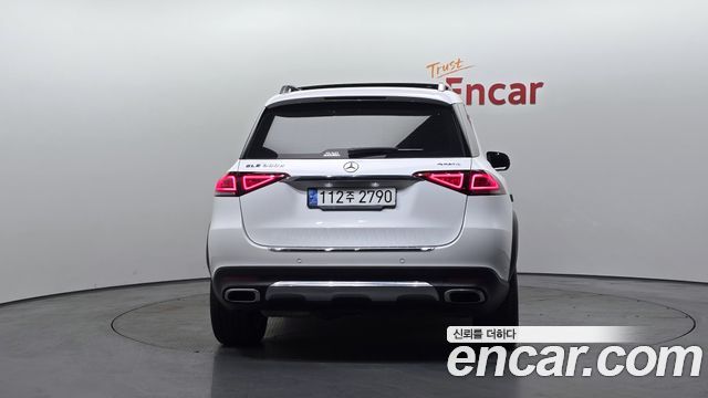 Mercedes-Benz GLE-Class W167 GLE300d 4MATIC - фото 3