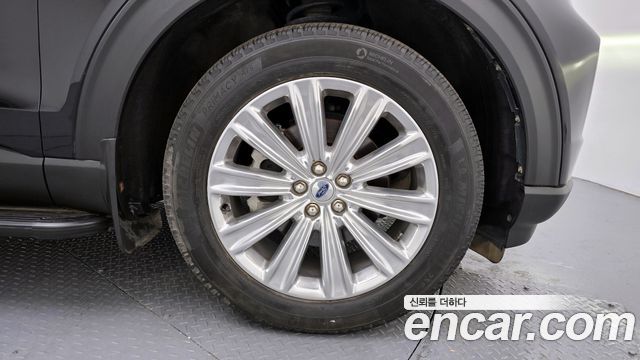 Ford Explorer 6-го поколения 2.3 LimIted 4WD - фото 4