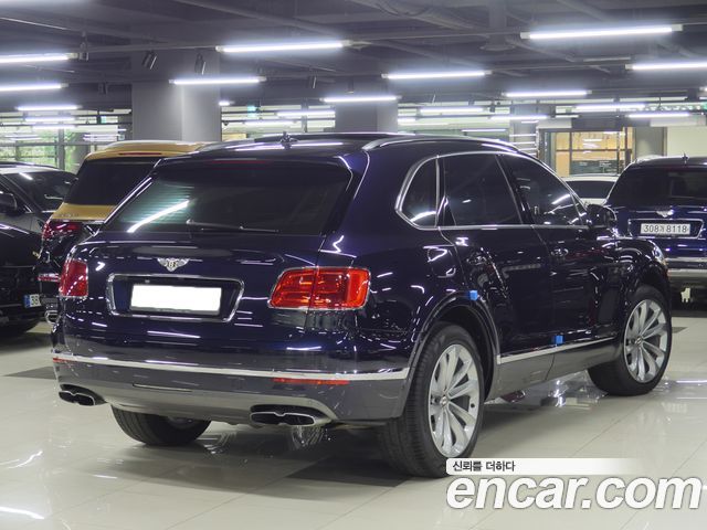 Bentley Bentayga 4.0 V8 - фото 2