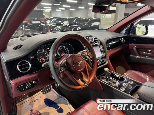 Bentley Bentayga 4.0 V8 - фото 3