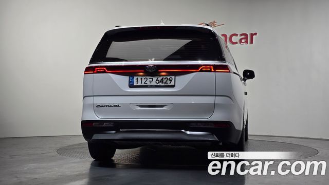 Kia Carnival 4-го поколения 9-Seater Signature - фото 3