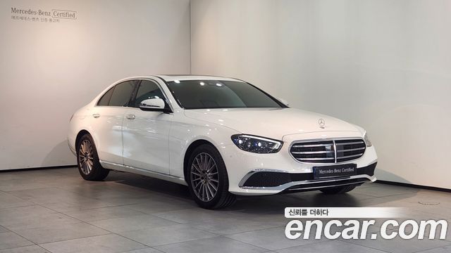 Mercedes-Benz E-Class W213 E250 Exclusive - фото 0