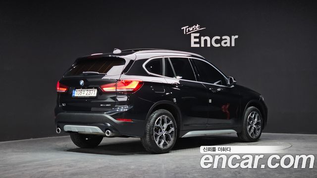 BMW X1 F48 xDrive 20i xLine - фото 1