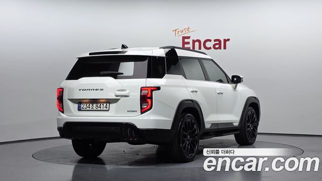 SsangYong Torres Gasoline 1.5 2WD Black Edition - фото 1