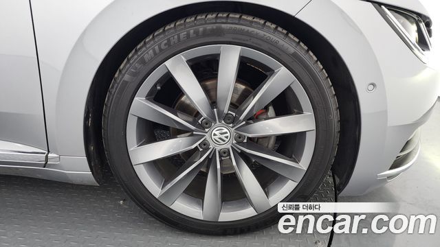 Volkswagen Arteon 2.0 TDI Presige 4Motion - фото 4