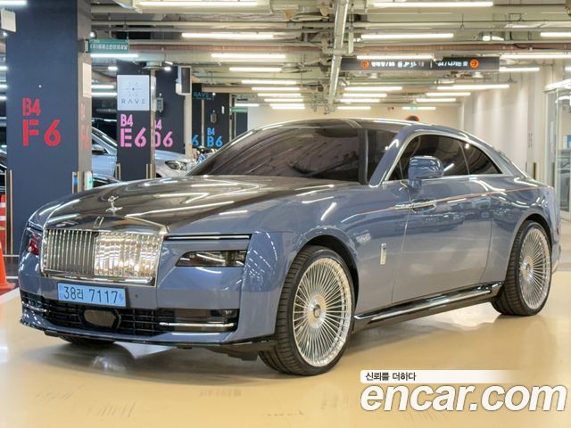 Rolls-Royce Spectre Coupe - фото 0