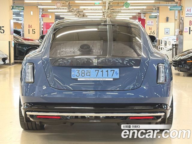 Rolls-Royce Spectre Coupe - фото 3