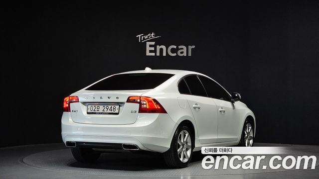 Volvo S60 D3 2nd - фото 1