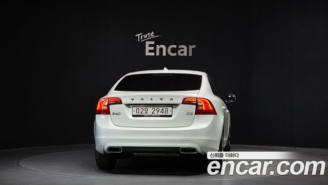 Volvo S60 D3 2nd - фото 3