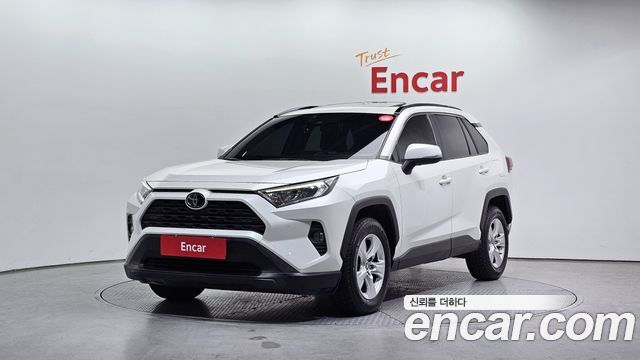 Toyota RAV4 5-го поколения 2.5 2WD - фото 0