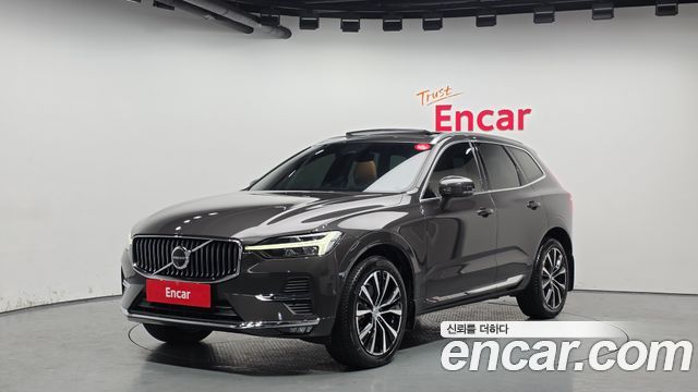 Volvo XC60 2-го поколения B6 Ultimate Bright - фото 0
