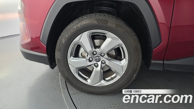 Toyota RAV4 5-го поколения 2.5 4WD Hybrid - фото 4