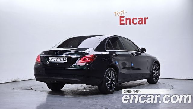 Mercedes-Benz C-Class W205 C200 - фото 1